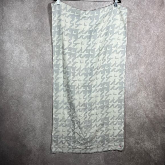 Crown & Ivy Rectangle Scarf ‎ 74x20 One Size Gray Houndstooth Fringe Trim NEW - Picture 1 of 8